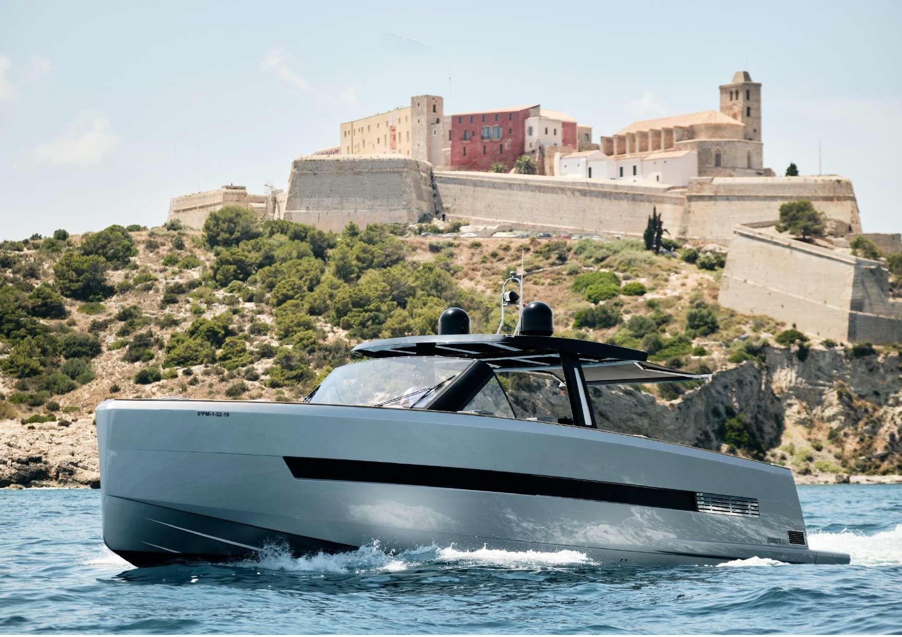 LOLO III yacht charter Ibiza — photo 10
