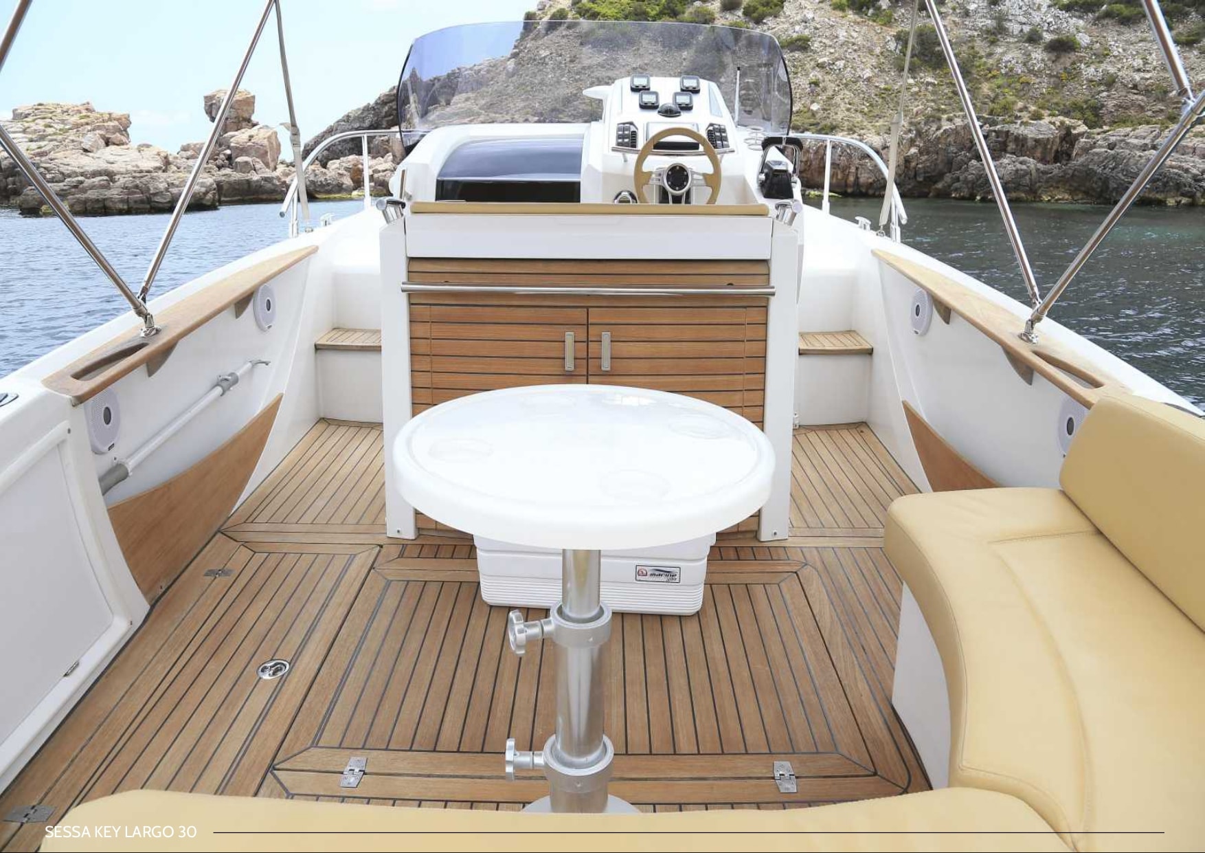 PERMANENT SUNGLASSES yacht charter Ibiza — photo 5
