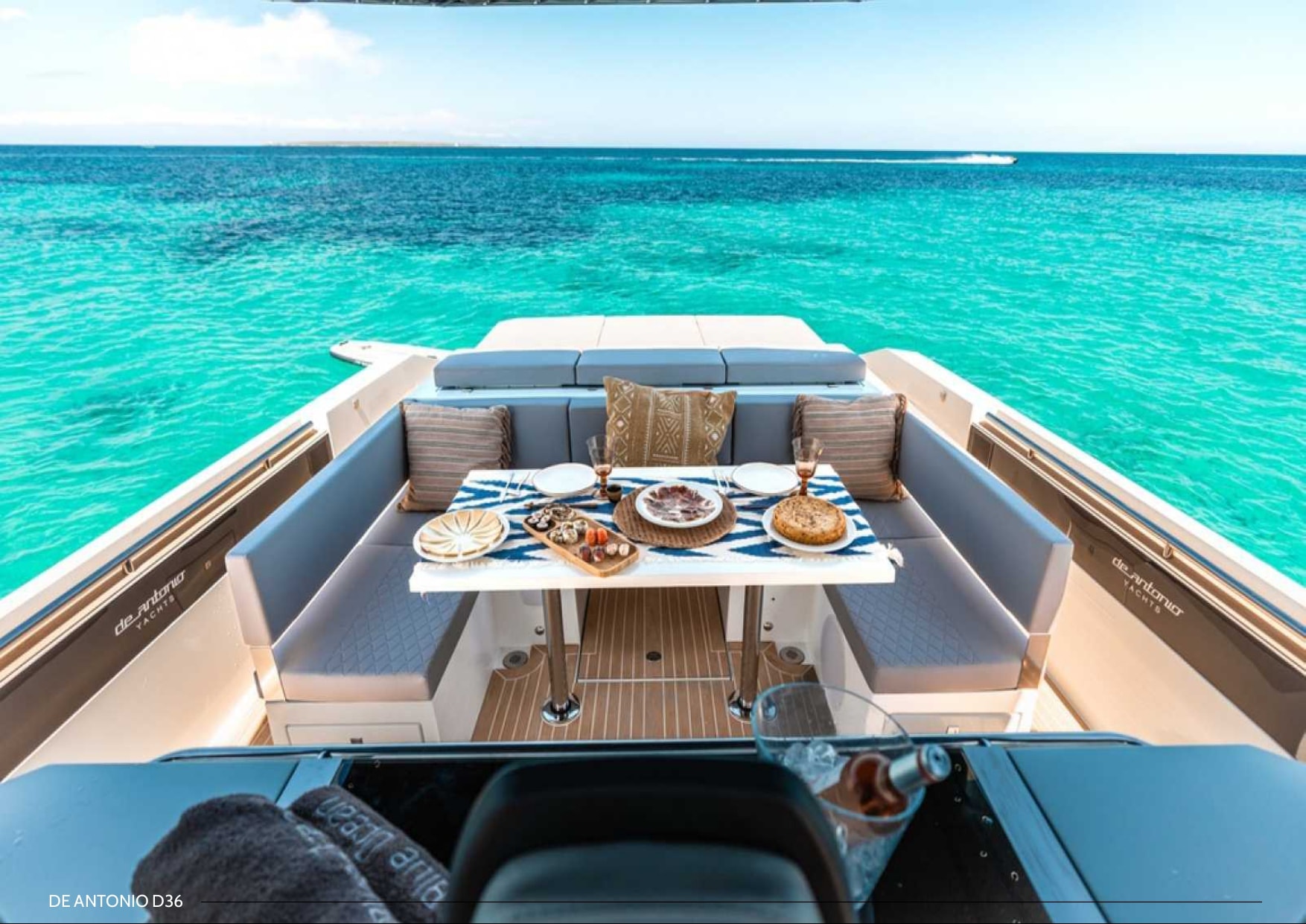 PIPPA Y COOKIE yacht charter Ibiza — photo 6
