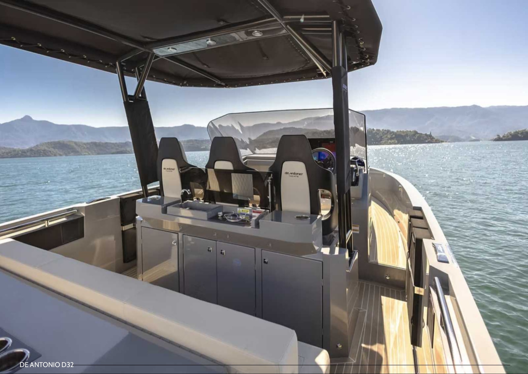 QUEEN S1 yacht charter Ibiza — photo 5