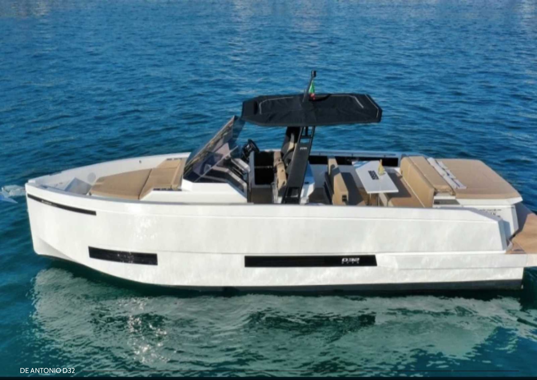 QUEEN S1 yacht charter Ibiza — photo 6
