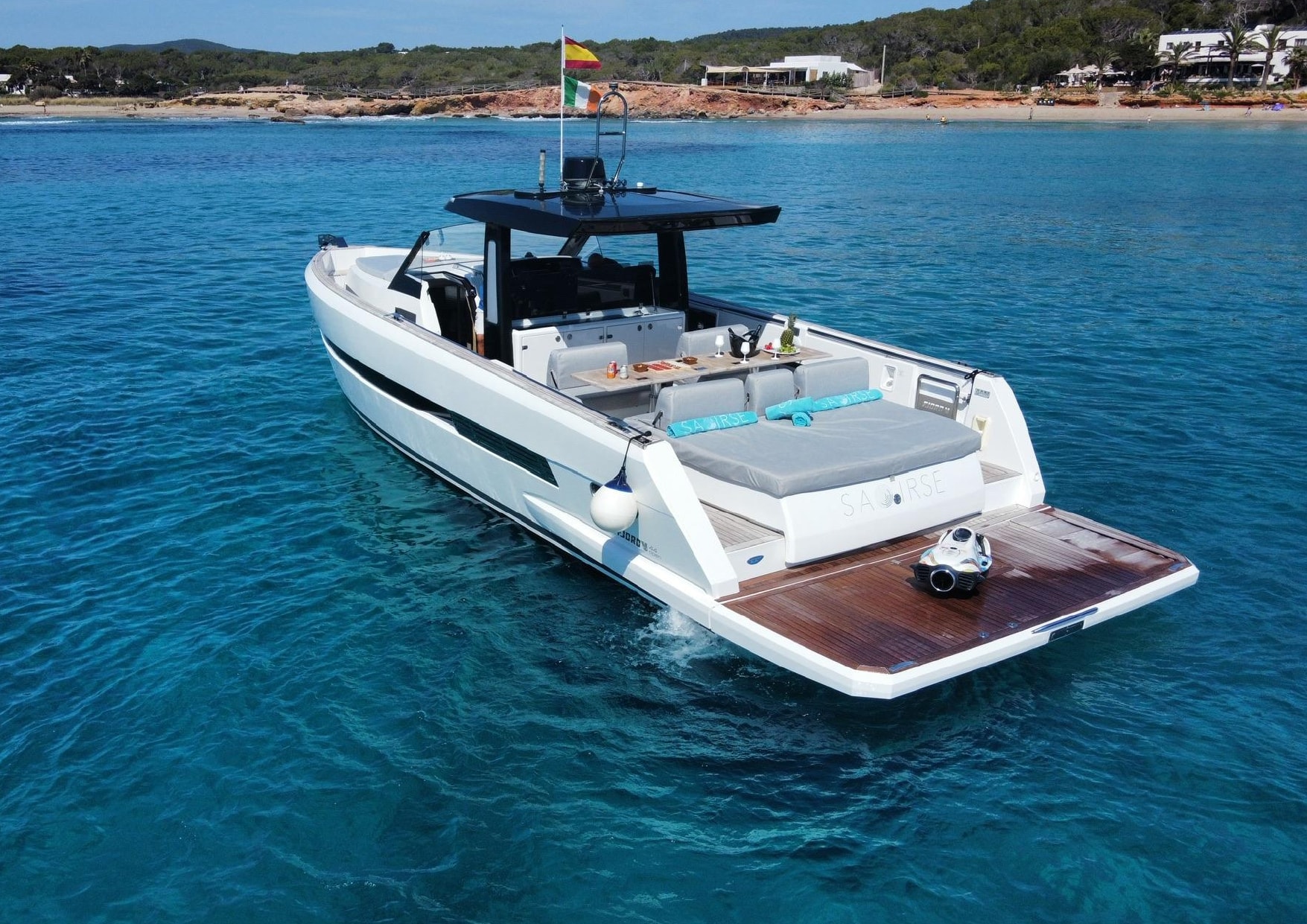 SAOIRSE yacht charter Ibiza — photo 7