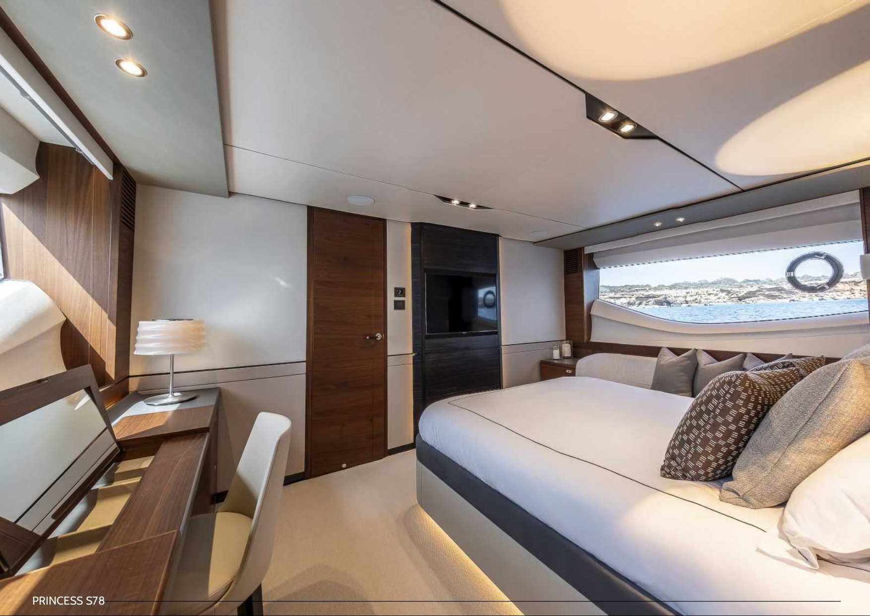 WHY KNOT yacht charter Ibiza — photo 3