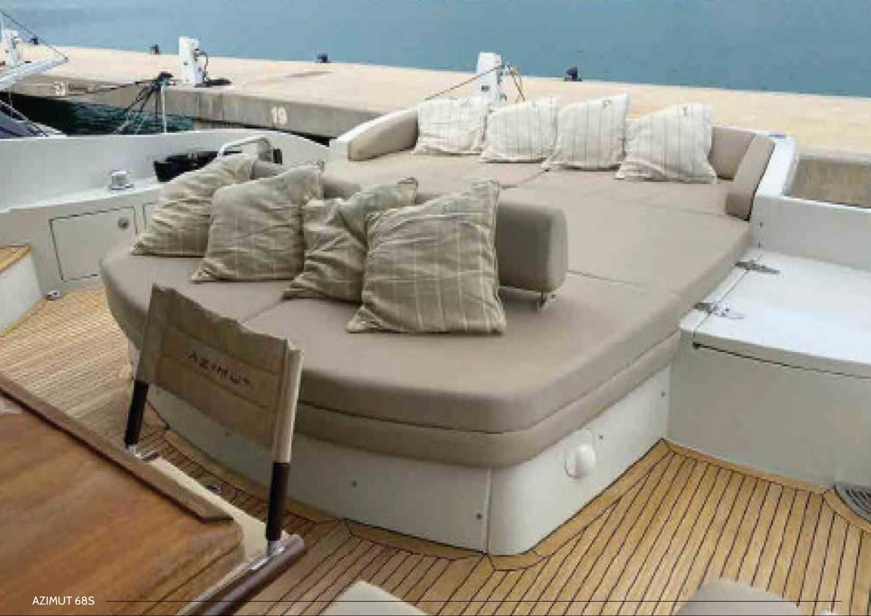 ZIPI ZAPE yacht charter Ibiza — photo 16